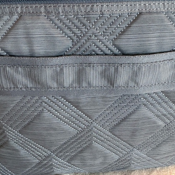 Lug Legacy Taxi NWOT - Blue Moon Slate in Blue Moon - Picture 16 of 16